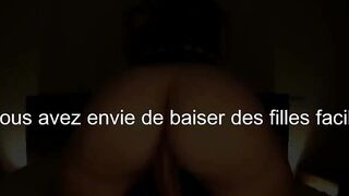 Grosse ejac sur le cul pour une jeune amatrice