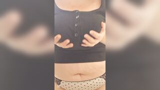 Wet & Wild Close-Up Squirting, Pussy Play Tit Teasing