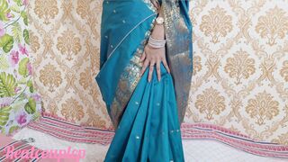 Indian Hot Beautiful Bhabhi Saree Romance and Fucking