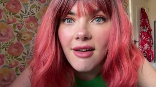 Yourhikerbabe - Vore Step-Mom Eats The Party