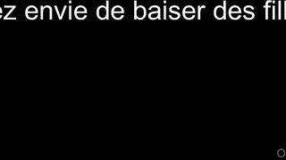 Cette salope brune va se goder le trou du cul toute seule