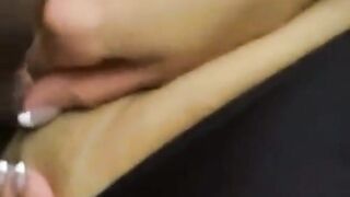 Deutscher Amateur-Blowjob im Parkhaus