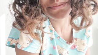 Morning Orgasm for a Sexy Ebony Babe