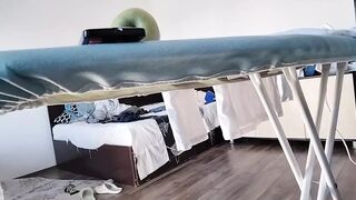 Sexy wife doing chores in the house naked. Cum on wife's big ass. Hot foreplay with a couple, oil massage on the body.