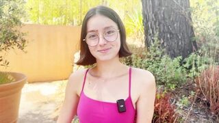 JacquieEtMichelTV - Penelope - 19 years old, cosmetics saleswoman in Paris!