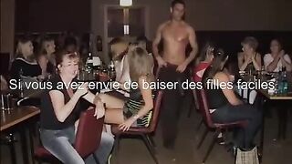 Extreme CFNM dans un club pour femmes
