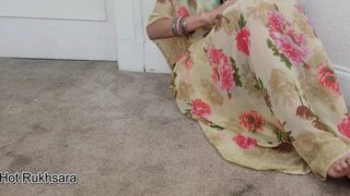 Desi Husband Fucking His Sexy Wife Hard with an Expensive Gift Hindi Audio