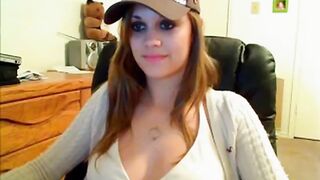 Pretty babysitter fucks her pussy with a vibrator on webcam