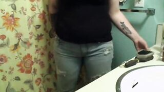 BBW Peeing in Her Pants on Webcam