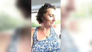 Fanning my fanny on the bus!