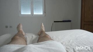 Pregnant Physiotherapist Talks About Husband, Gets Handjob Instead