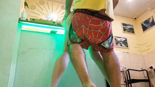 Public Creampie Prank: Sex for Pizza with a Twist of Honey