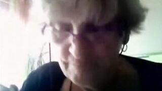 Mature Cam Show with Amateur Granny