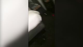 Sexe violent et creampie avec une superbe brune et un noir devant son homme