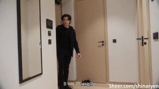 She Didn'T Leave A Tip And Got Fucked By Delivery Boy