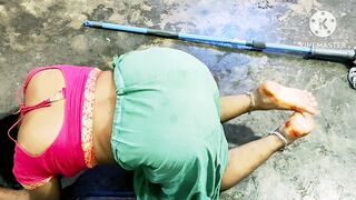 Indian Desi Mom fuking neighbour boy's with hindi audio