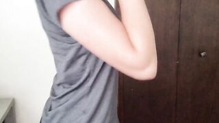 Yoga Teen Has a Solo Orgasm on Webcam