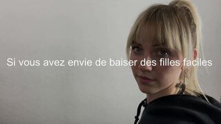 Elle devient sexy lorsque son petit ami utilise son gode Wi Fi