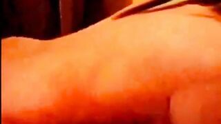 Svensk amatör Saras stora titblåsning och ansiktsbehandling