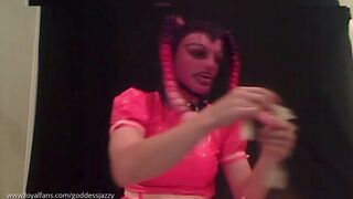 Goddess Jazzy - Live Cam. Sissy Strawberry Drinks 12 Loads Of Alphas Cum And Then Fil