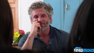 reptyle features step sisters full