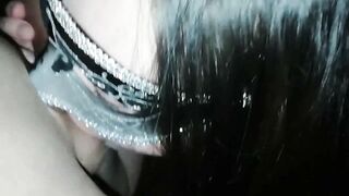 Petite amie amateur pour la premiere fois devant une camera en train de baiser