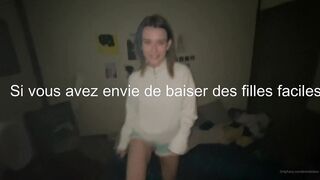 Une internaute laisse enfin son petit ami enfoncer tout son penis