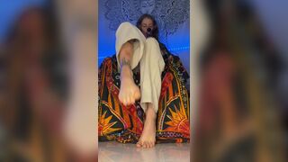 AvroraLilWitch Fansly 2023-01-05_105004-467335412285714432_1