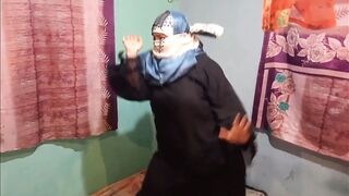 Hijab muslim desi bhabhi fucked by friend