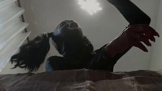 Milf endures a rough 10-minute face fuck with a big cock and huge cumshot.