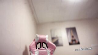 Trap With Huge Tits Jerking Off On Live