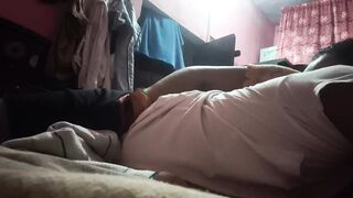 Pados ki aunty ne pakad liya