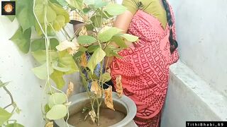 Desi Bhabi And Her Boyfriend Outdoor Sex In Shari