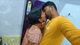 Indian sex - Bhabhi aaur bhabhi ke husband ka dost sexy video - bhabhi ke ghar mein uska pati dost a Gaya - hot story movie in hindi.
