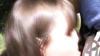 Stor-tuttad svensk mamma ger allmän avsugning