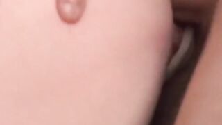 Dickes rothaariges deutsches Mädchen liebt Doggy-Style und Blowjobs!