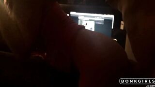 He took it from her ass and finished with a facial.