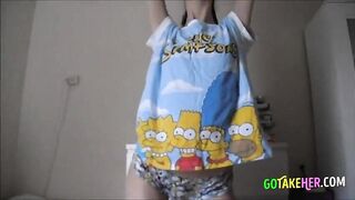 Amateur Babe Dancing to Music