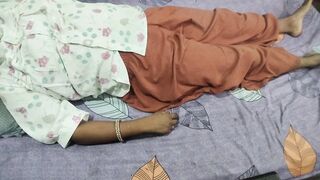 Hot bhabhi desi Indian old 18 year chudai devar ne choda bhabhi ko devar ne chut Mari bhabhi ki bhabhi ki chut ka bhosda