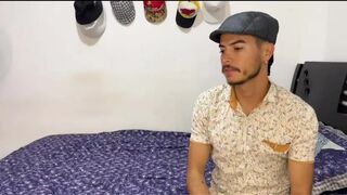 Nurse Sticks Her Penis In As A Cure After Examining My Pussy - Porn in Spanish