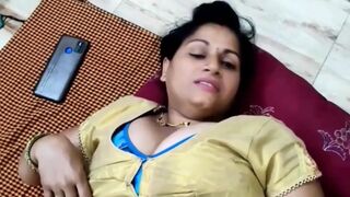Indian aunty Red saree with boyfriend sex enjoy