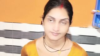 Video of Janvi Bhabhi bathing in the bathroom went viral. indian hot girl