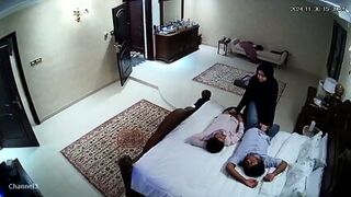 Cuckold Husband Share Her Wife With BestFriend