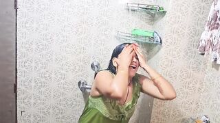 BATHROOM VALI BHABHI Step brother caught step sister to watching porn and fuck her very hard