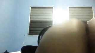 Granny Shows Off Her Big Ass on Webcam