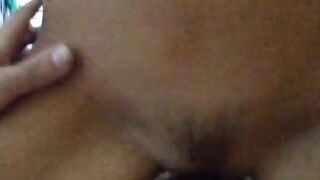 Annamettan suomalainen juhlaseksinauha aviomiehensä kanssa