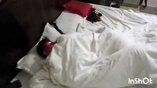 Meri wife ka birthday manaya hotal me