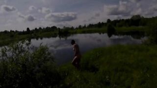 Russian Amateur Couple Has Outdoor Sex