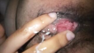 Should we put our finger in after bathing?