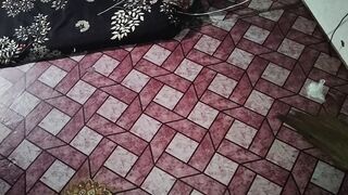 Stepmom Waked up When My Dick Inside